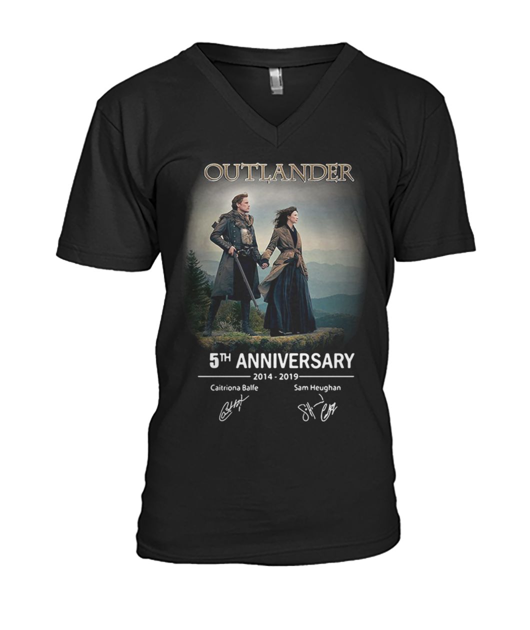 Outlander 5th anniversary 2014 2019 caitriona balfe sam heughan signatures mens v-neck
