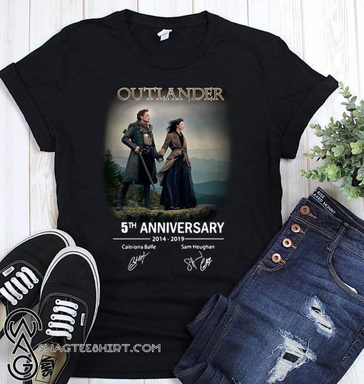 Outlander 5th anniversary 2014 2019 caitriona balfe sam heughan signatures shirt