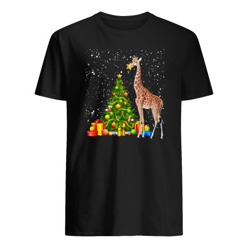 Giraffe and christmas tree mens shirt