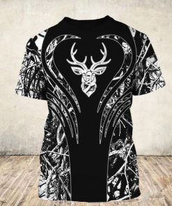 Heart deers all over print tshirt