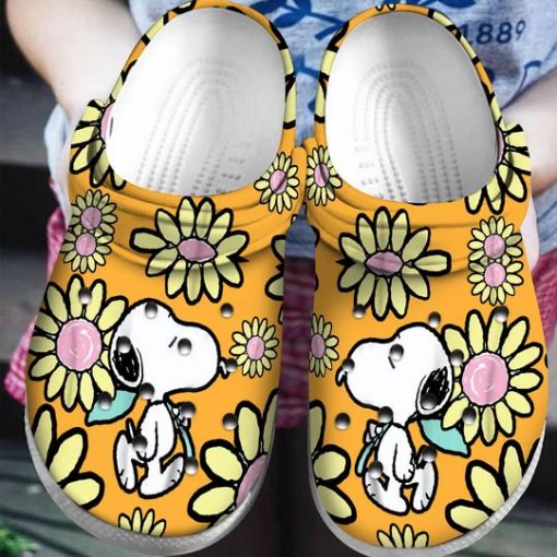snoopy and charlie brown daisy crocs 1 - Copy (2)
