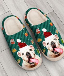 the bulldog with santa hat all over printed slippers 3