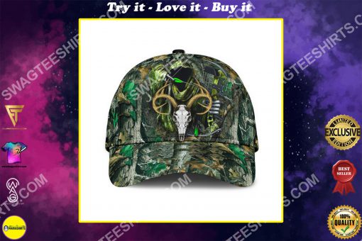 the hunter skull all over printed classic cap