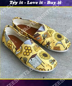 bee lover all over printed toms shoes