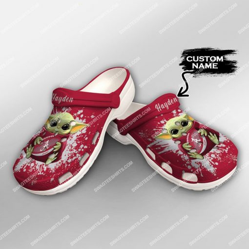custom baby yoda hold alabama crimson tide football all over printed crocs 2(1)