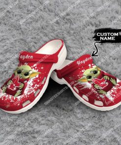 custom baby yoda hold boston red sox all over printed crocs 2(1)