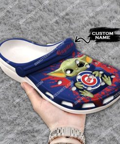 custom baby yoda hold chicago cubs all over printed crocs 3(1)
