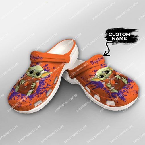 custom baby yoda hold clemson tigers football all over printed crocs 2(1)