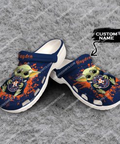 custom baby yoda hold houston astros all over printed crocs 2(1)