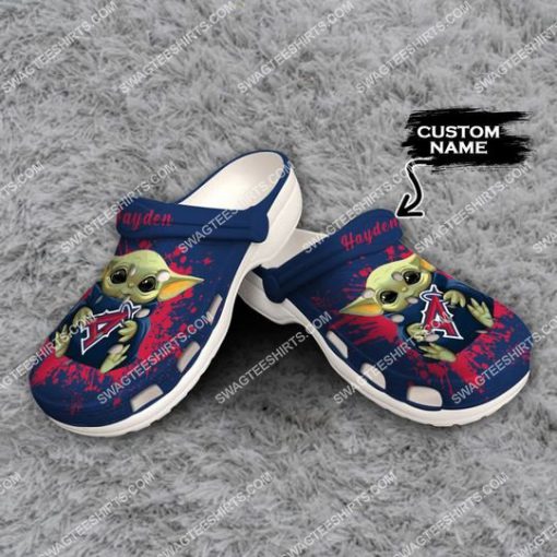 custom baby yoda hold los angeles angels of anaheim all over printed crocs 2(1)