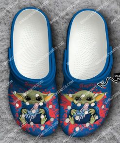 custom baby yoda hold los angeles dodgers all over printed crocs 1(1)