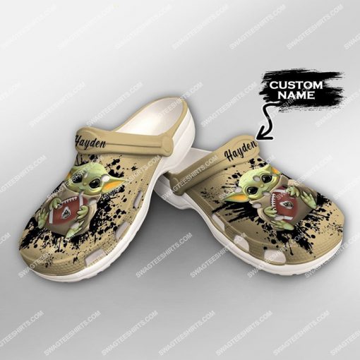 custom baby yoda hold purdue boilermakers football all over printed crocs 3(1)