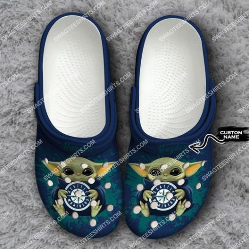 custom baby yoda hold seattle mariners all over printed crocs 1 - Copy(1)