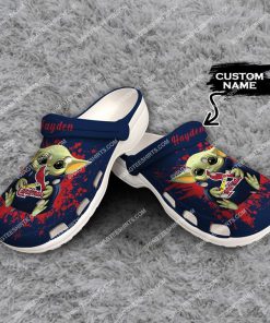 custom baby yoda hold st louis cardinals all over printed crocs 2(1)