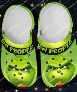 ew people the grinch all over printed crocs 5(1)
