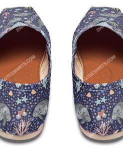 retro manatee ocean all over printed toms shoes 4(1)
