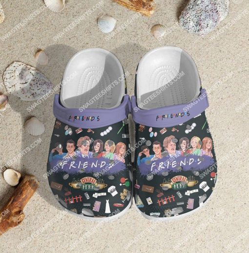 the friends tv series all over printed crocs 1(1)
