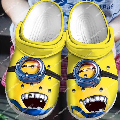 the minions movie all over printed crocs 4(1)
