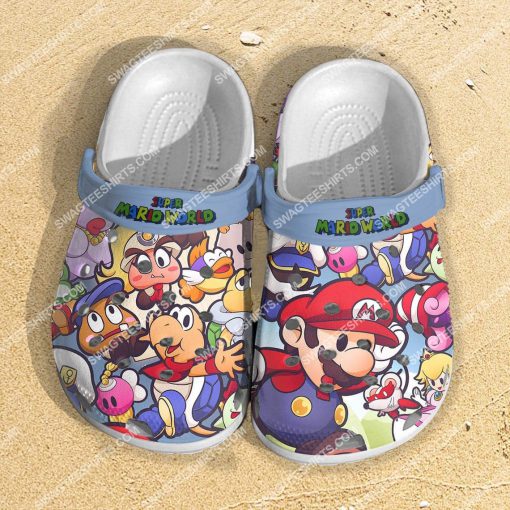 the super mario world all over printed crocs 5(1)