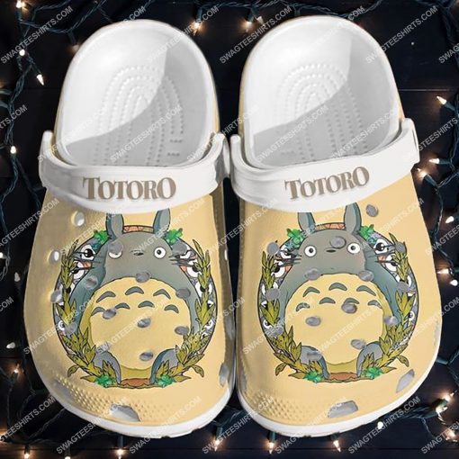 the totoro anime all over printed crocs 2(1)