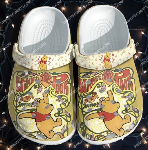 the winnie the pooh all over printed crocs 3(1)