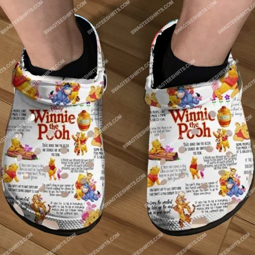 the winnie-the-pooh quotes all over printed crocs 3(1)