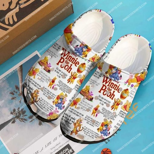 the winnie-the-pooh quotes all over printed crocs 4(1)