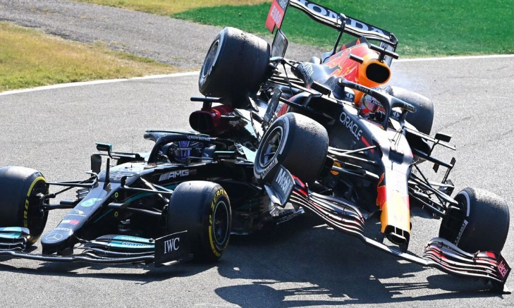 Max verstappen is under pressure, says lewis hamilton: "there's a lot riding on it."