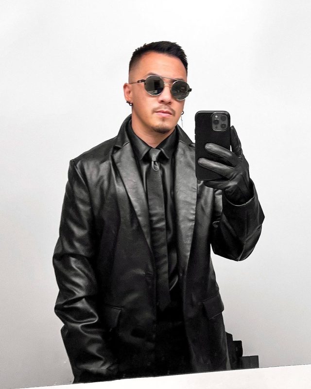 Who is the Vietnamese-born designer behind Blackpink's costume series at Coachella?